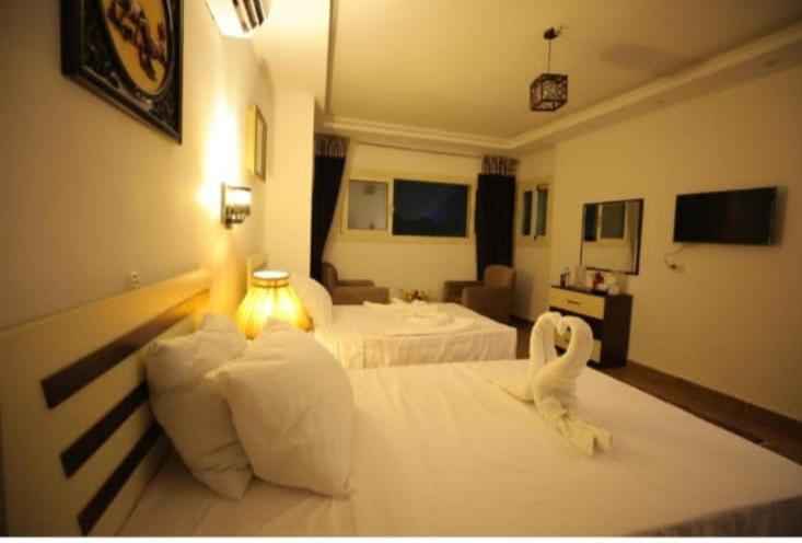 Hotel Pyramid View Gh Kafret el-Gabal Zewnętrze zdjęcie