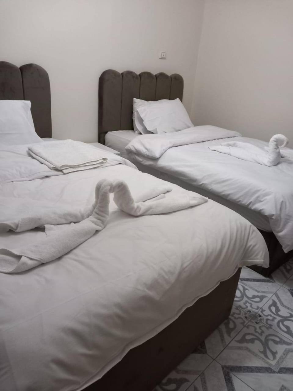Hotel Pyramid View Gh Kafret el-Gabal Zewnętrze zdjęcie